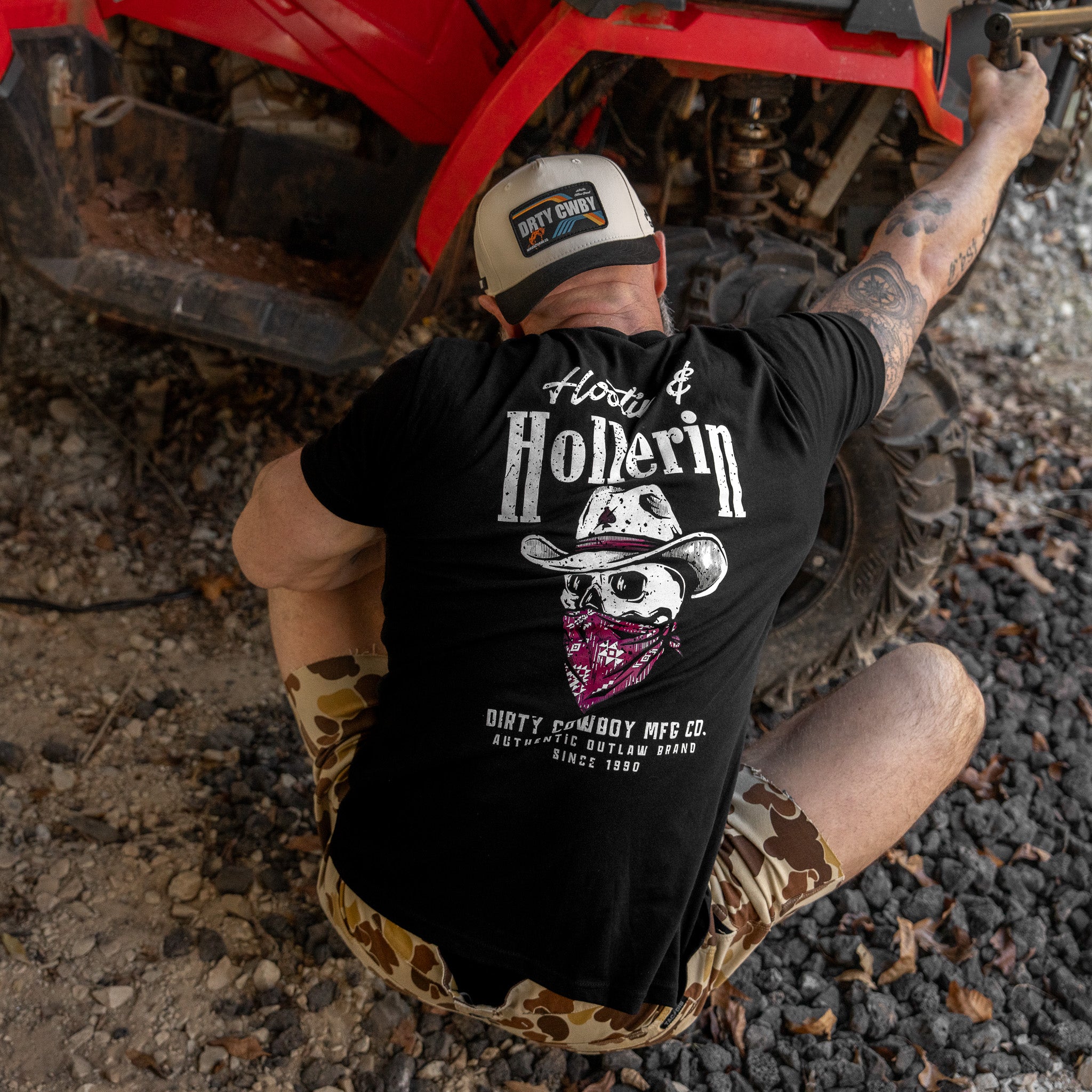 Hootin' And Hollern' Men's T-Shirt - DIRTY COWBOY MFG #color_black