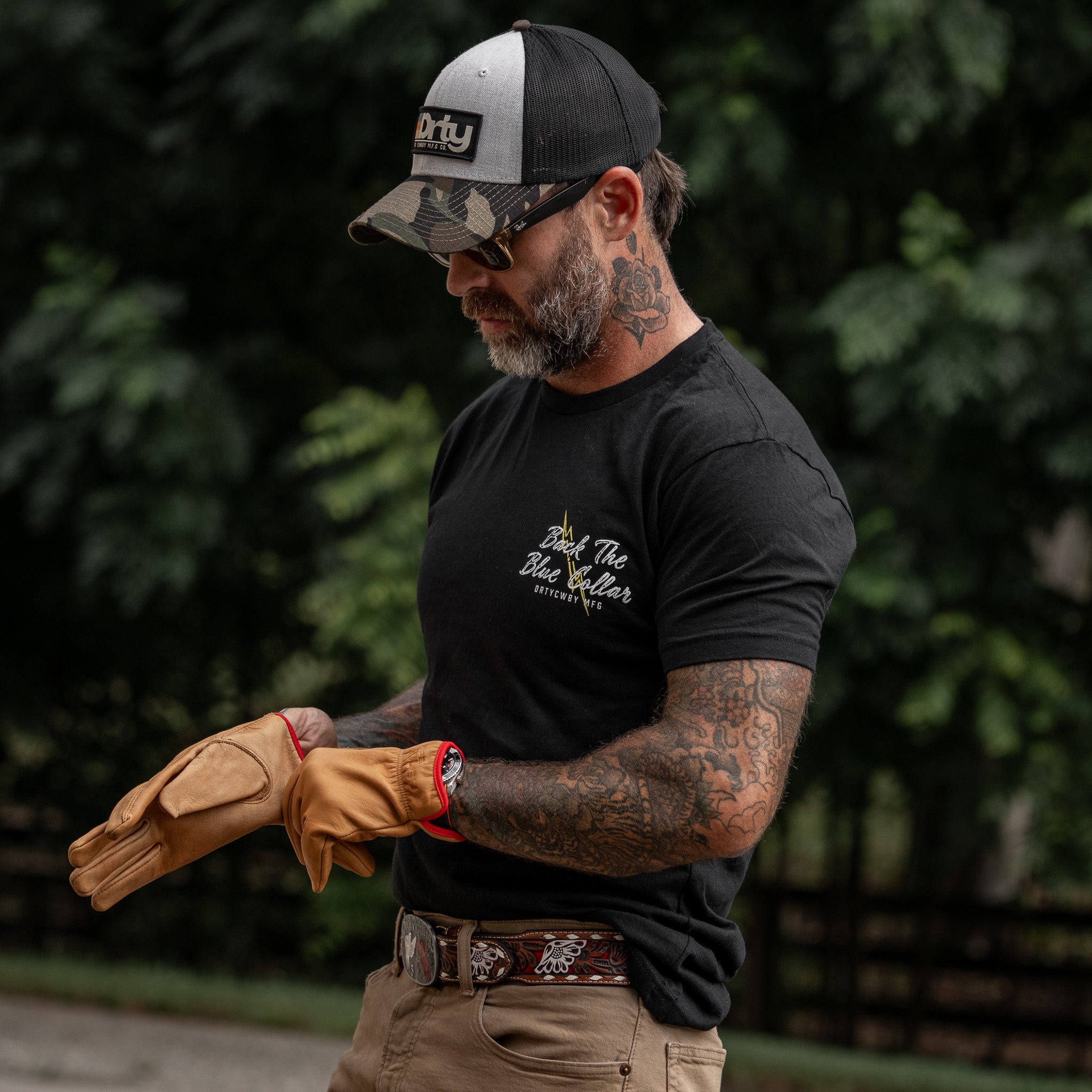 BLUE COLLAR GRAPHIC COLLECTION
