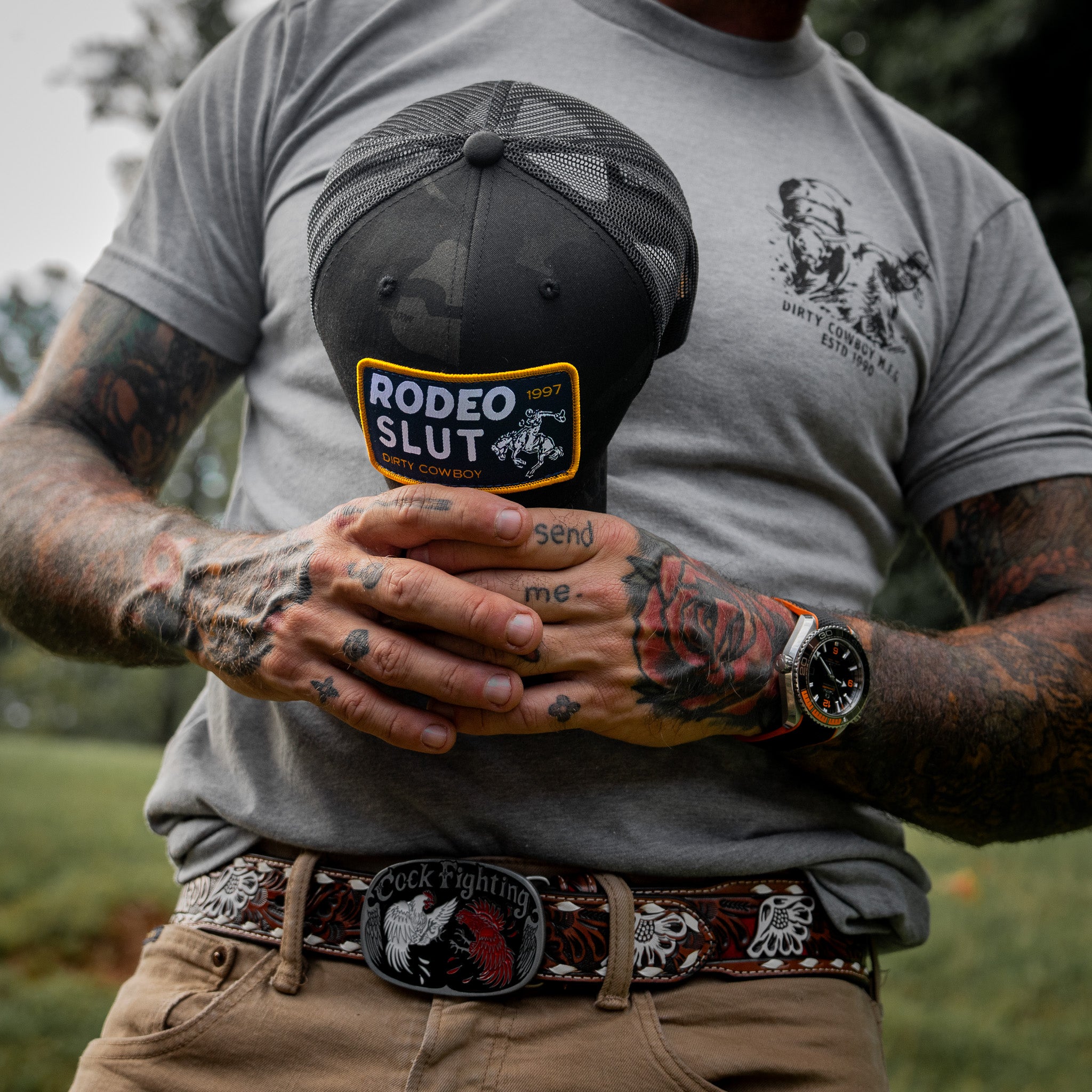 #color_black-multicam